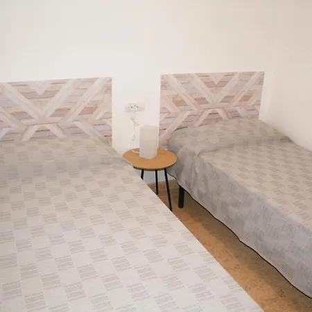 Playa De Gandia: Piso 2 Hab, Aire Acondicionado, Piscina, Cerca Del Puerto. - Es-314-12